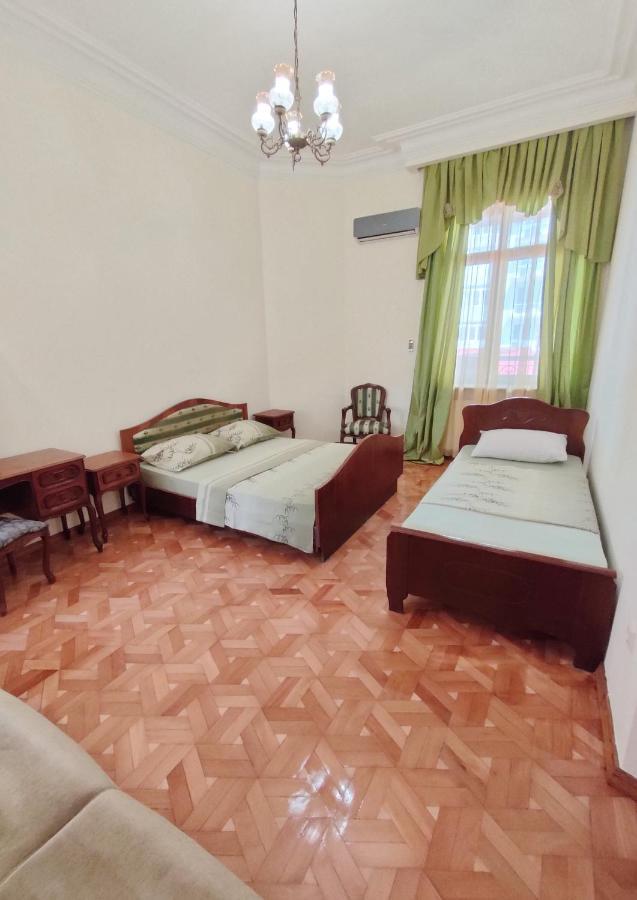 Batumi Sun Hostel Esterno foto