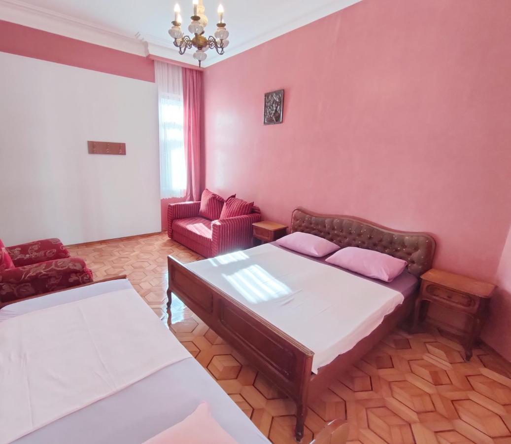 Batumi Sun Hostel Esterno foto