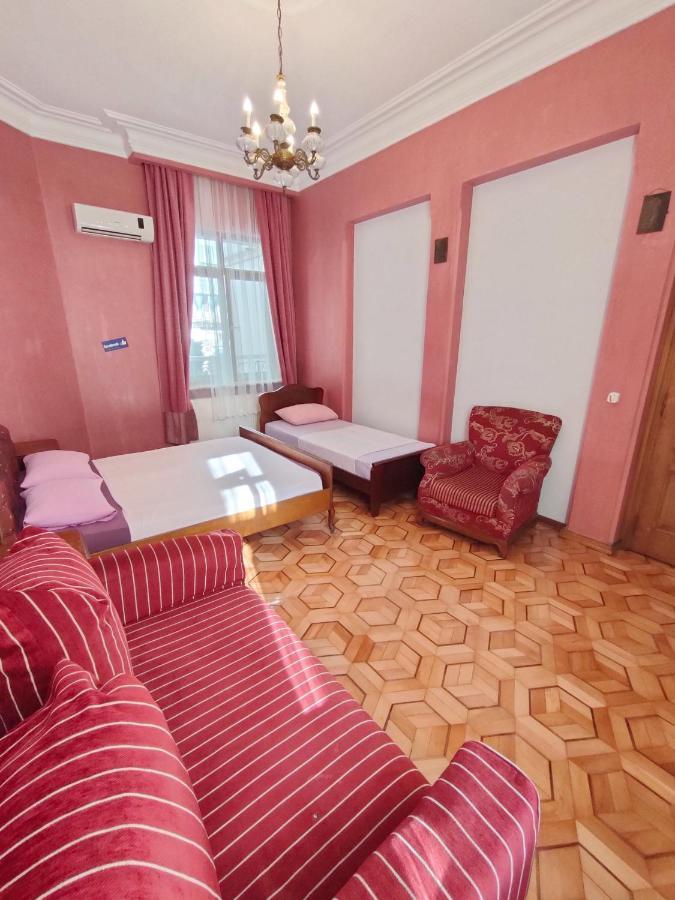 Batumi Sun Hostel Esterno foto