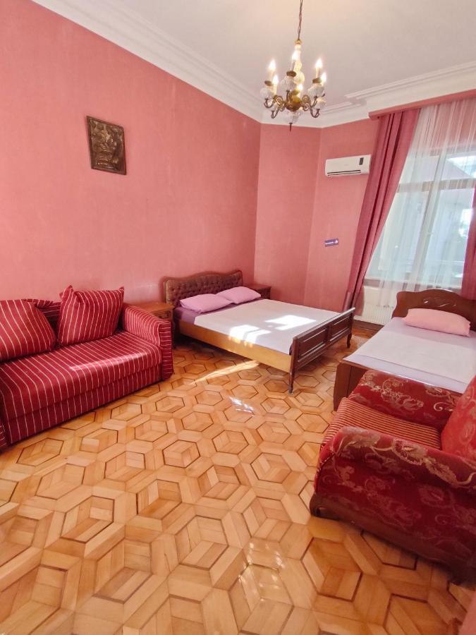 Batumi Sun Hostel Esterno foto