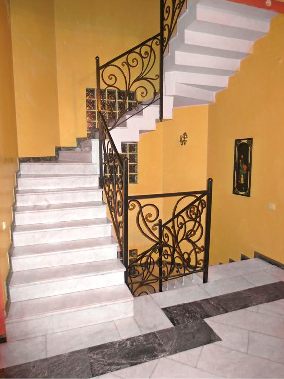 Batumi Sun Hostel Esterno foto