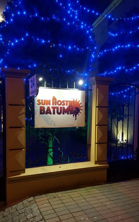 Batumi Sun Hostel Esterno foto