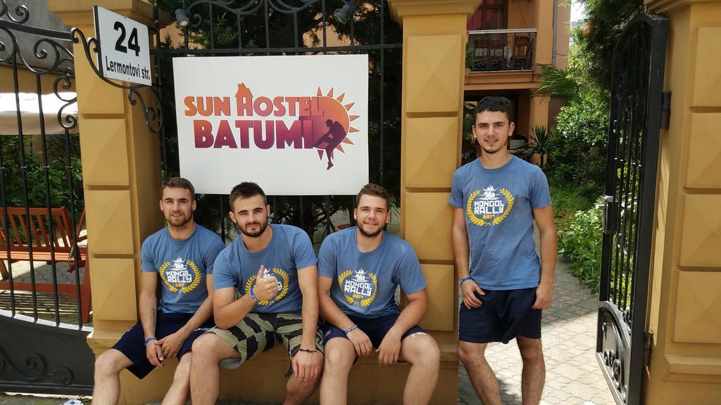 Batumi Sun Hostel Esterno foto